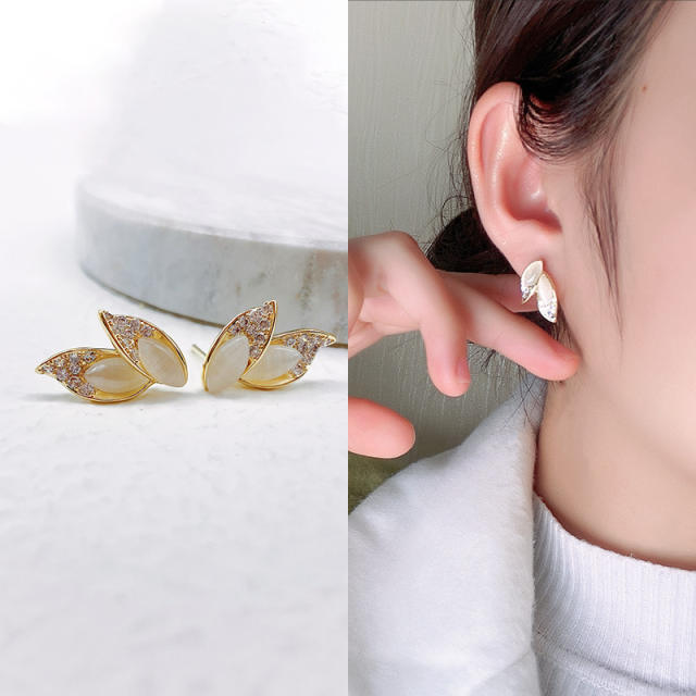S925 silver needle gold leaf cat's eye stone tassel earrings super fairy temperament long paragraph earrings