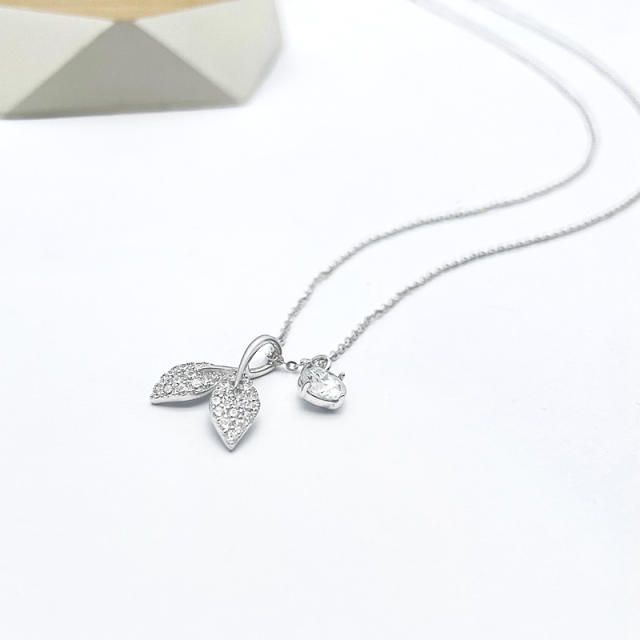 Moissanite 925 Silver Pendant with Delicate Micro Pave Cubic Zirconia Leaf Fashion Necklace