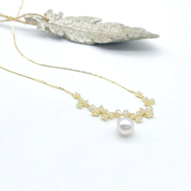 Natural seawater pearl 925 silver lightweight and luxurious heart-shaped necklace for women, with flower petal design