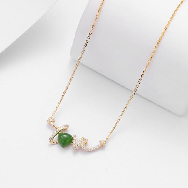 Heart-shaped pendant in Hetian jade and 925 silver is captivating to you