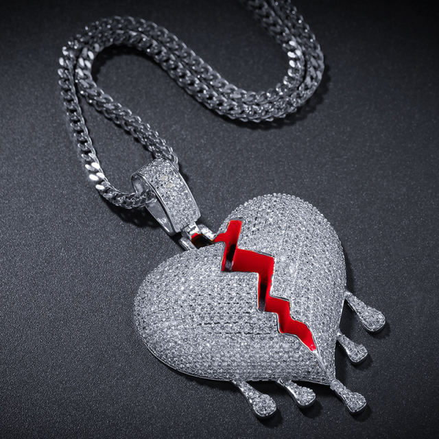 Women's zirconia oil broken heart pendant