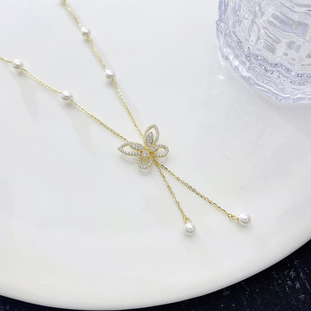 Exquisite butterfly tassel pearl collarbone chain necklace