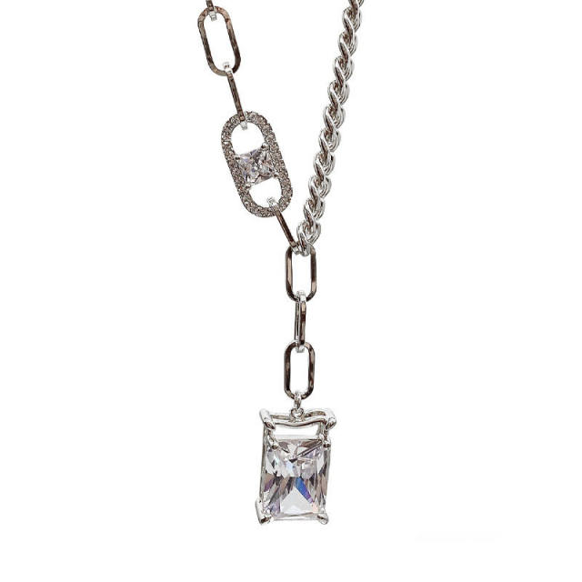 Geometric zirconia pendant chain necklace