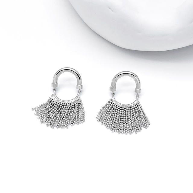 U-shaped chain tassels drop earrings