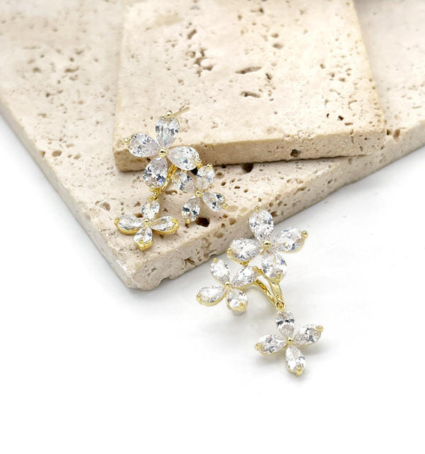 S925 silver needle zirconia flowers earrings